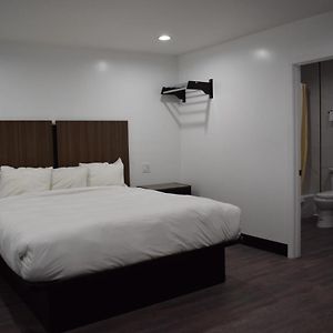 Zimmer mit Kingsize-Bett